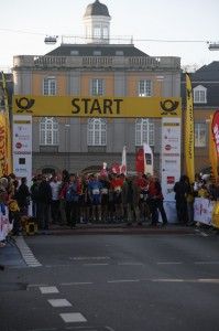 Team empulse beim Start mit knapp 8.000 Halbmarathonern.